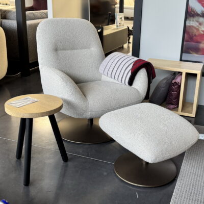 Moome - Model Noor